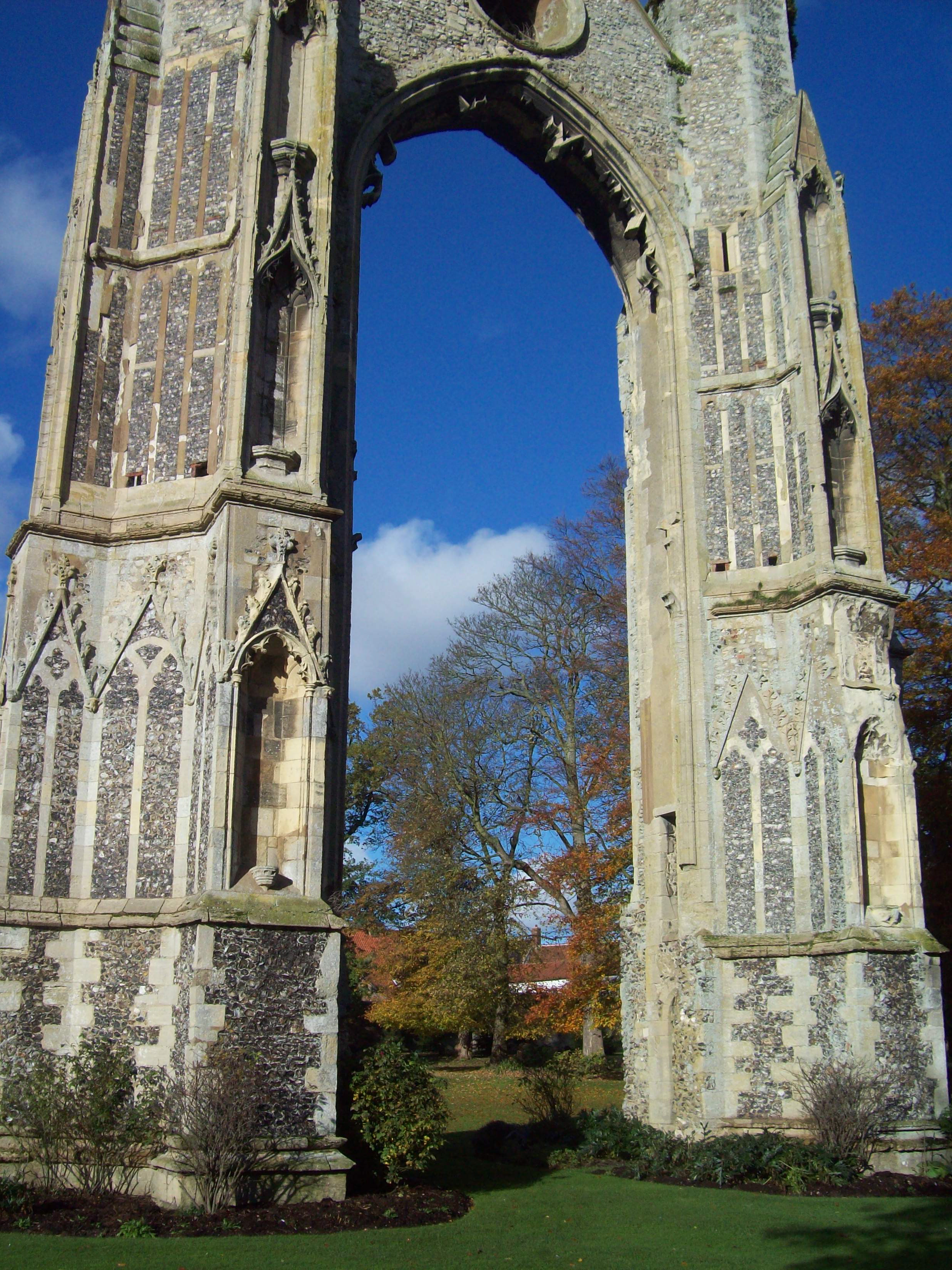 visit walsingham norfolk